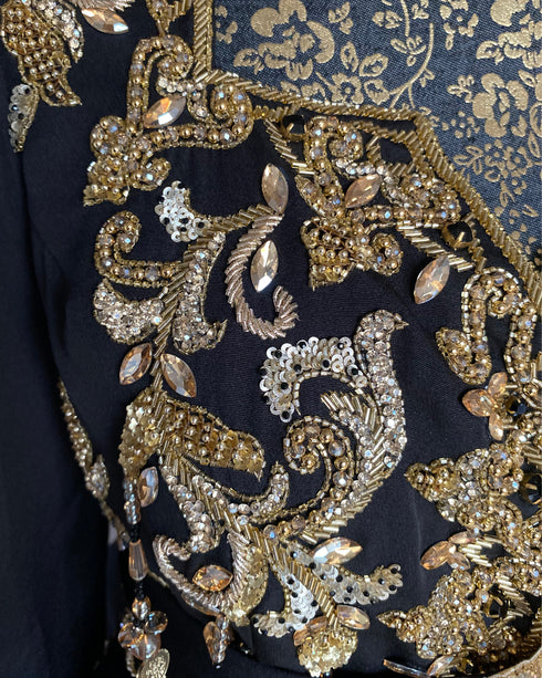 L’Élégant Karakou (TU)